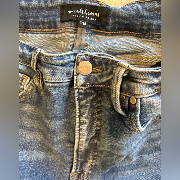 Risen by Social Threads Women's Jeans - Picture 2 of 10